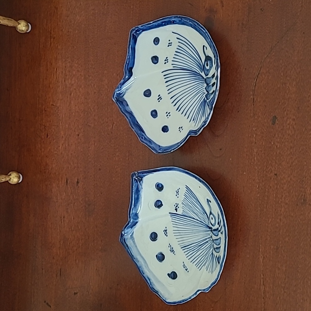 Vintage Japanese Sometsuke Blue White Ceramic Dipping Bowl Leaf Dish - Set of 2